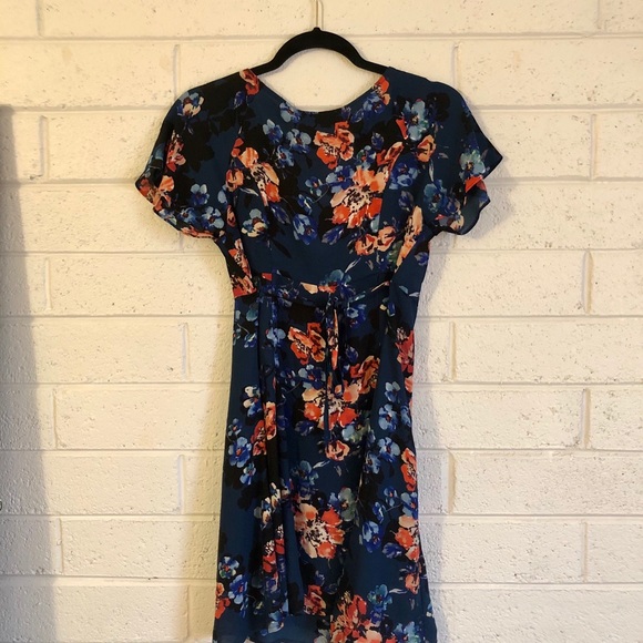 Navy Flower dress, size medium - Picture 3 of 4